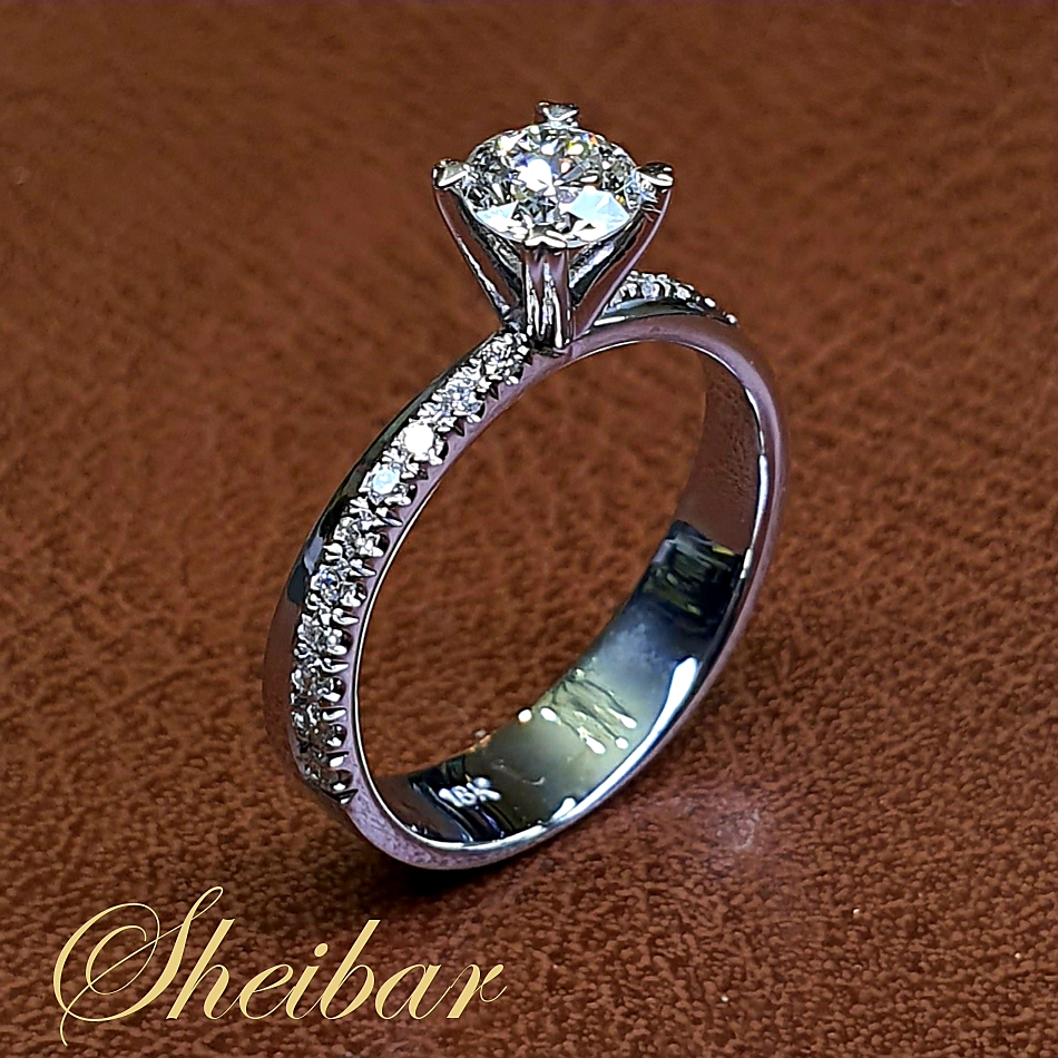 ANISE RING