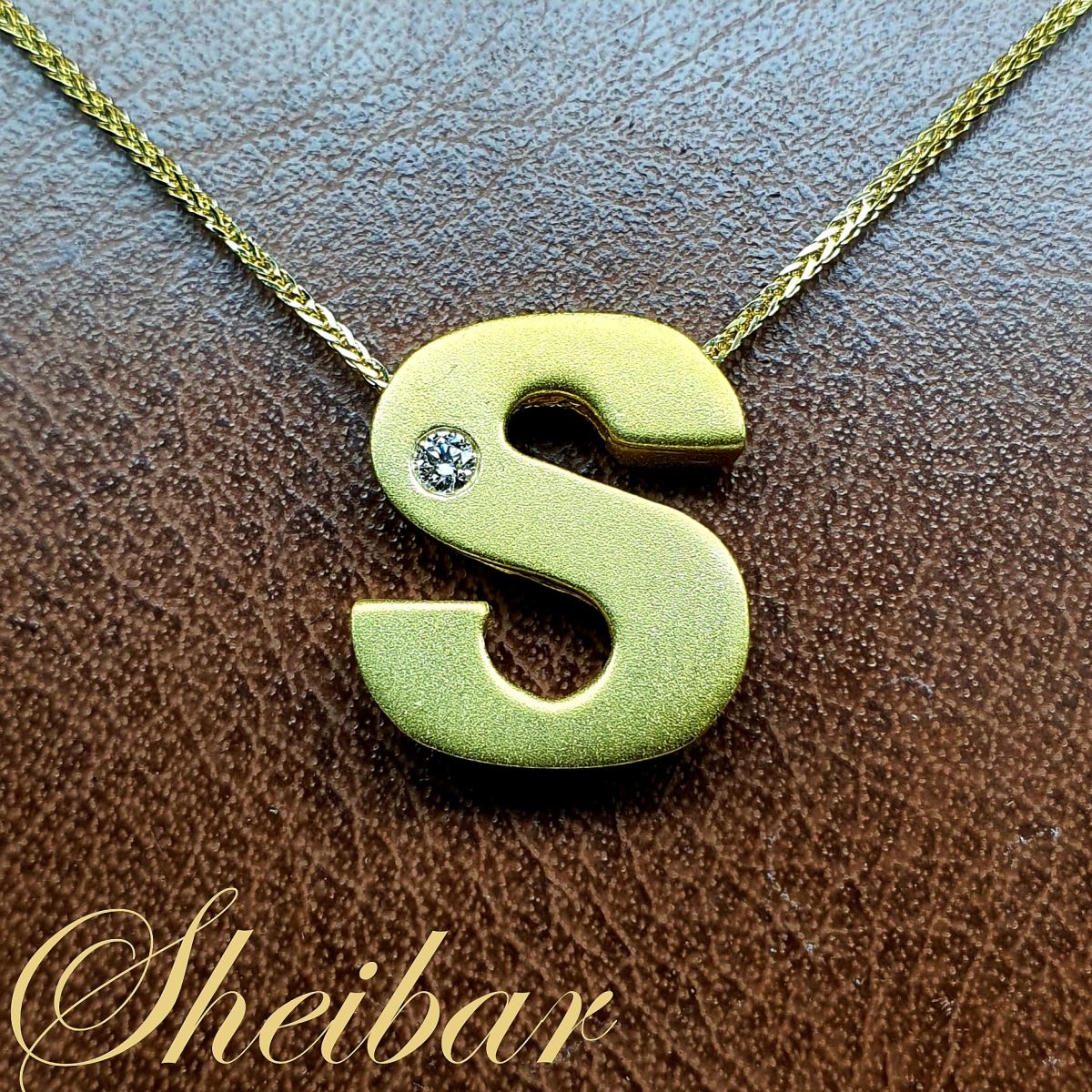 שרשרת אות יהלומים- תליון S
